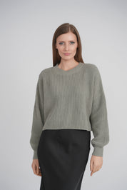 CROPPED KNIT SWEATER (GREY)