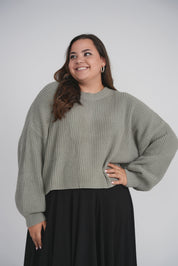 CROPPED KNIT SWEATER (GREY)