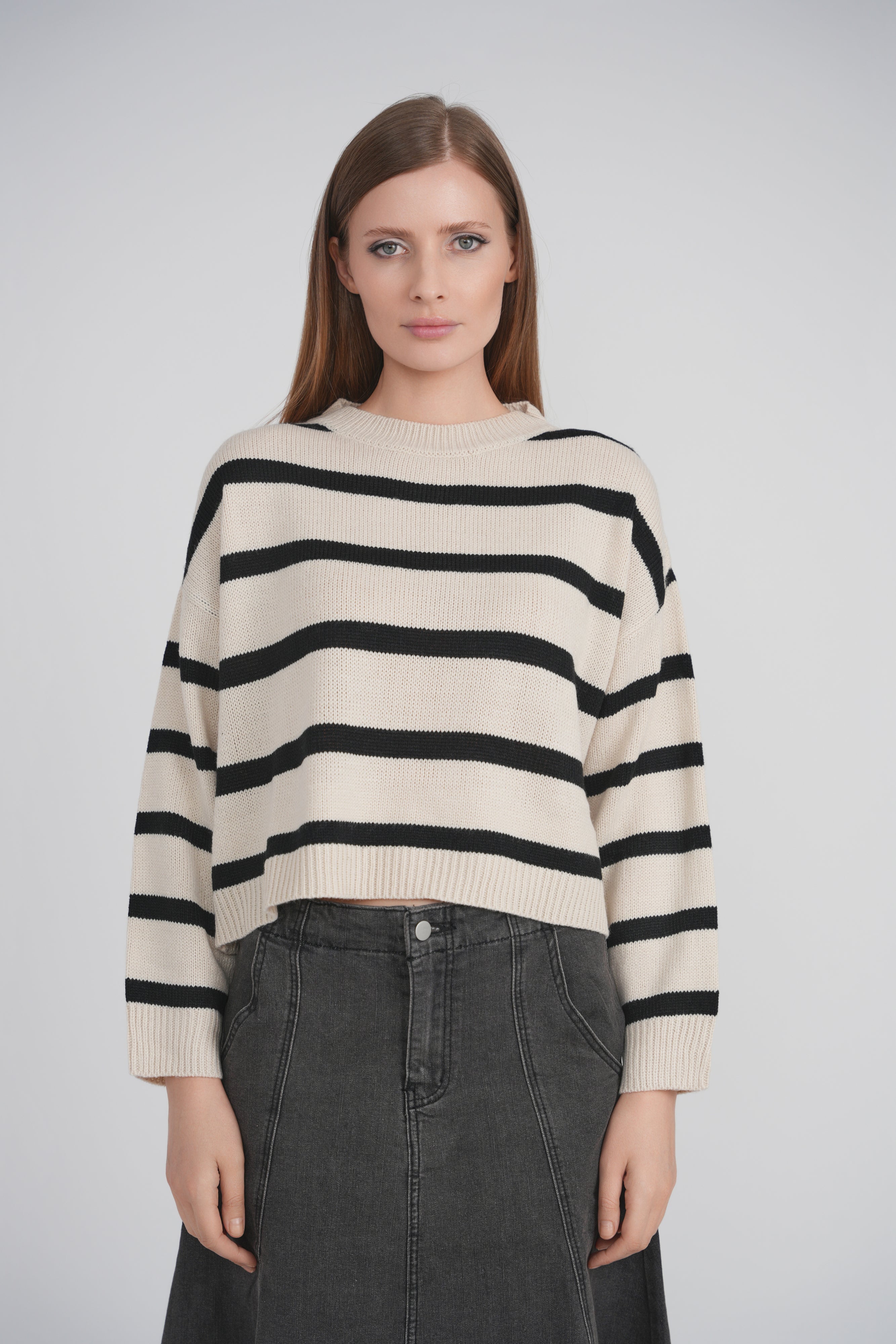 STRIPED SWEATER (OATMEAL-BLACK)