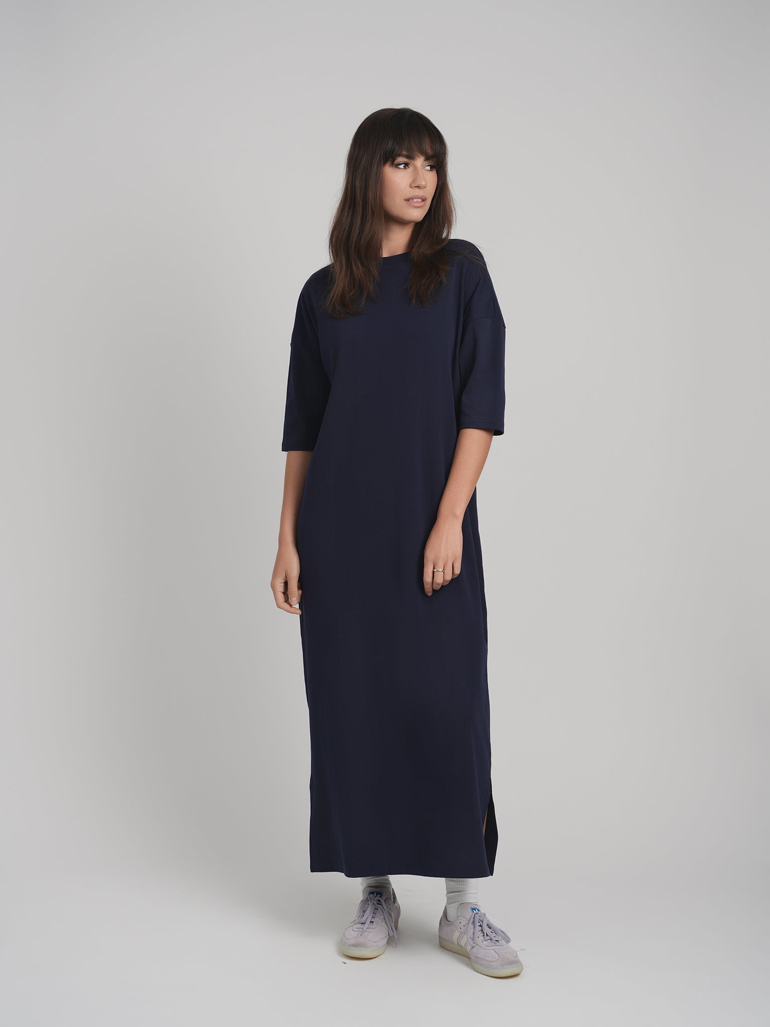 MAXI T-SHIRT DRESS (NAVY)