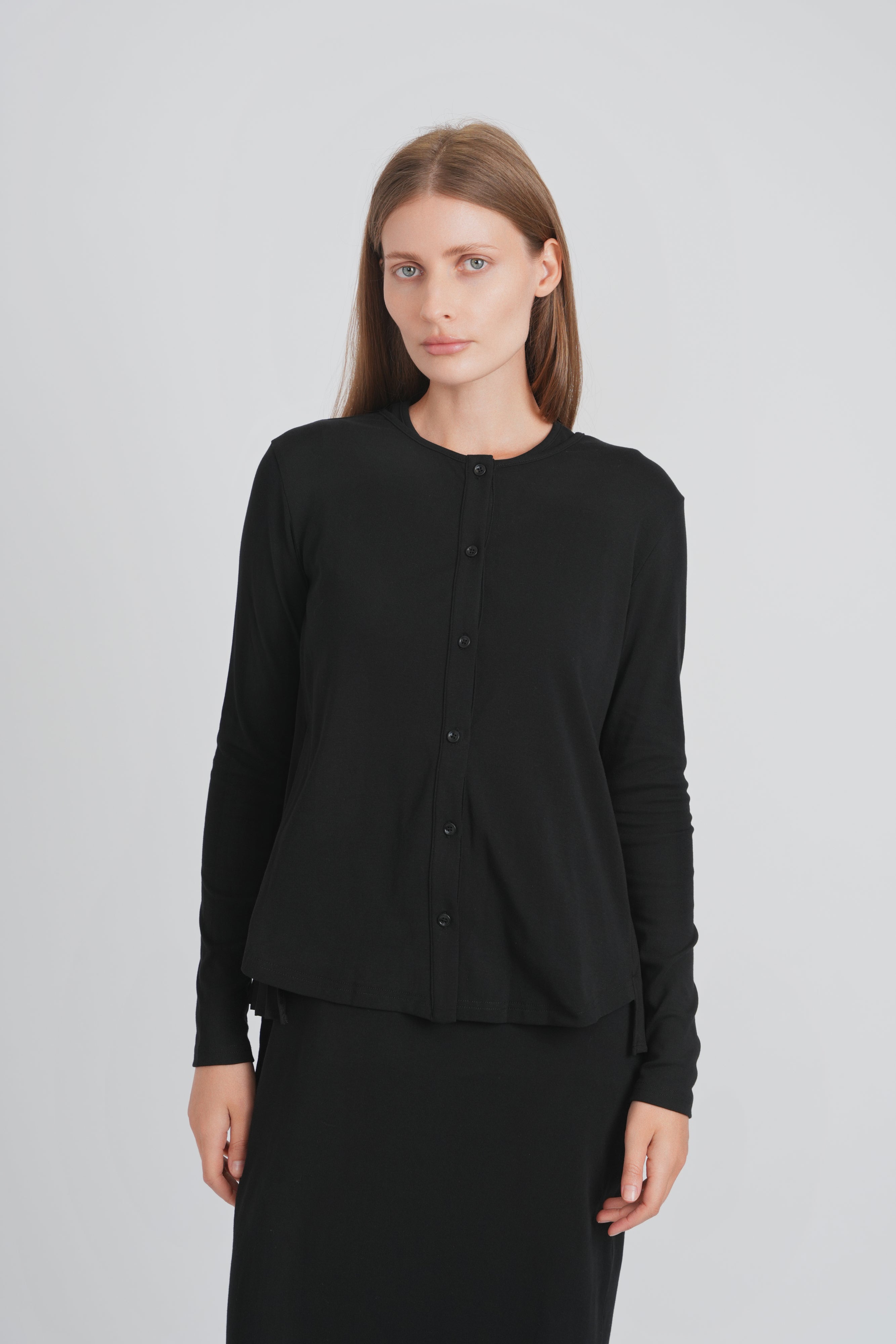 BACK PLEAT CARDIGAN
