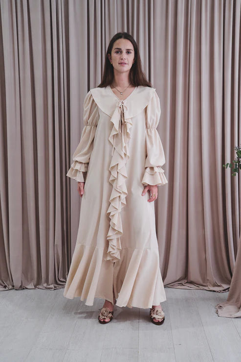 Model-shoot_03082025500906.webp