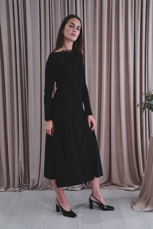 Model-shoot_03082025501085.webp