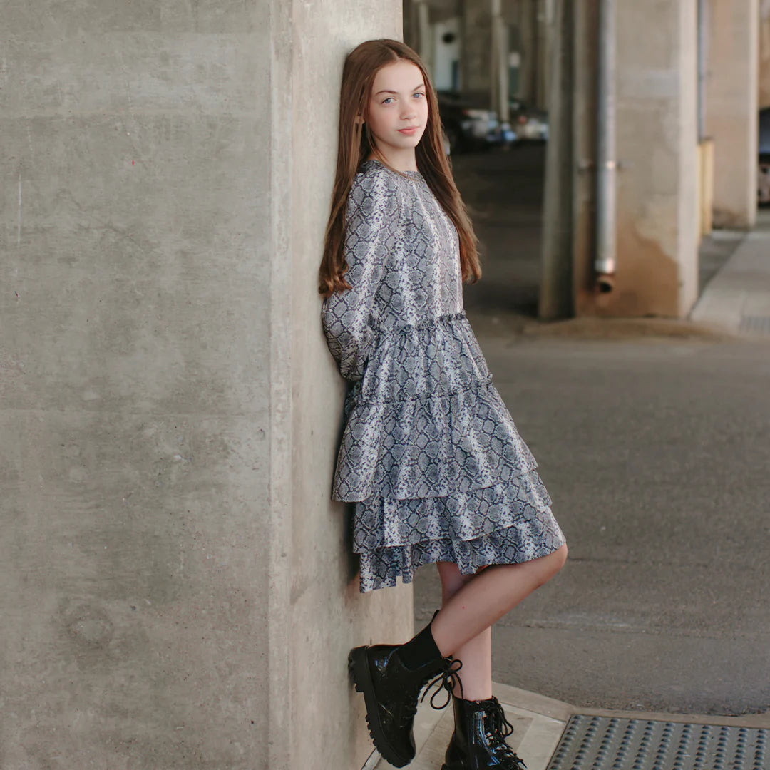 Product_1080x1080_Snakeskin_dress4.webp