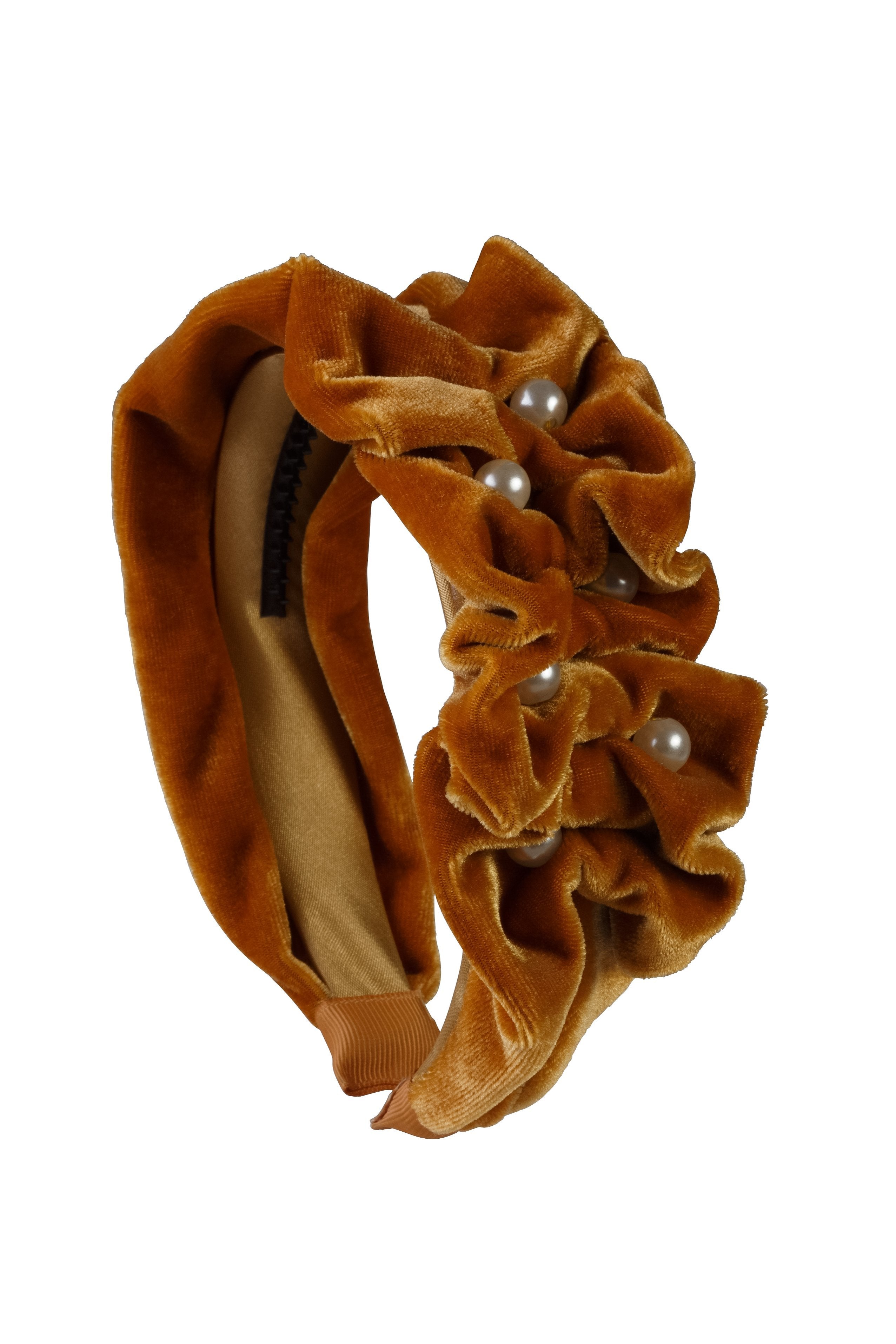 Ruffled_Pearl_Velvet_Gold_Project6-71930_30729924-bbd1-450e-af29-c777f951df31.jpg