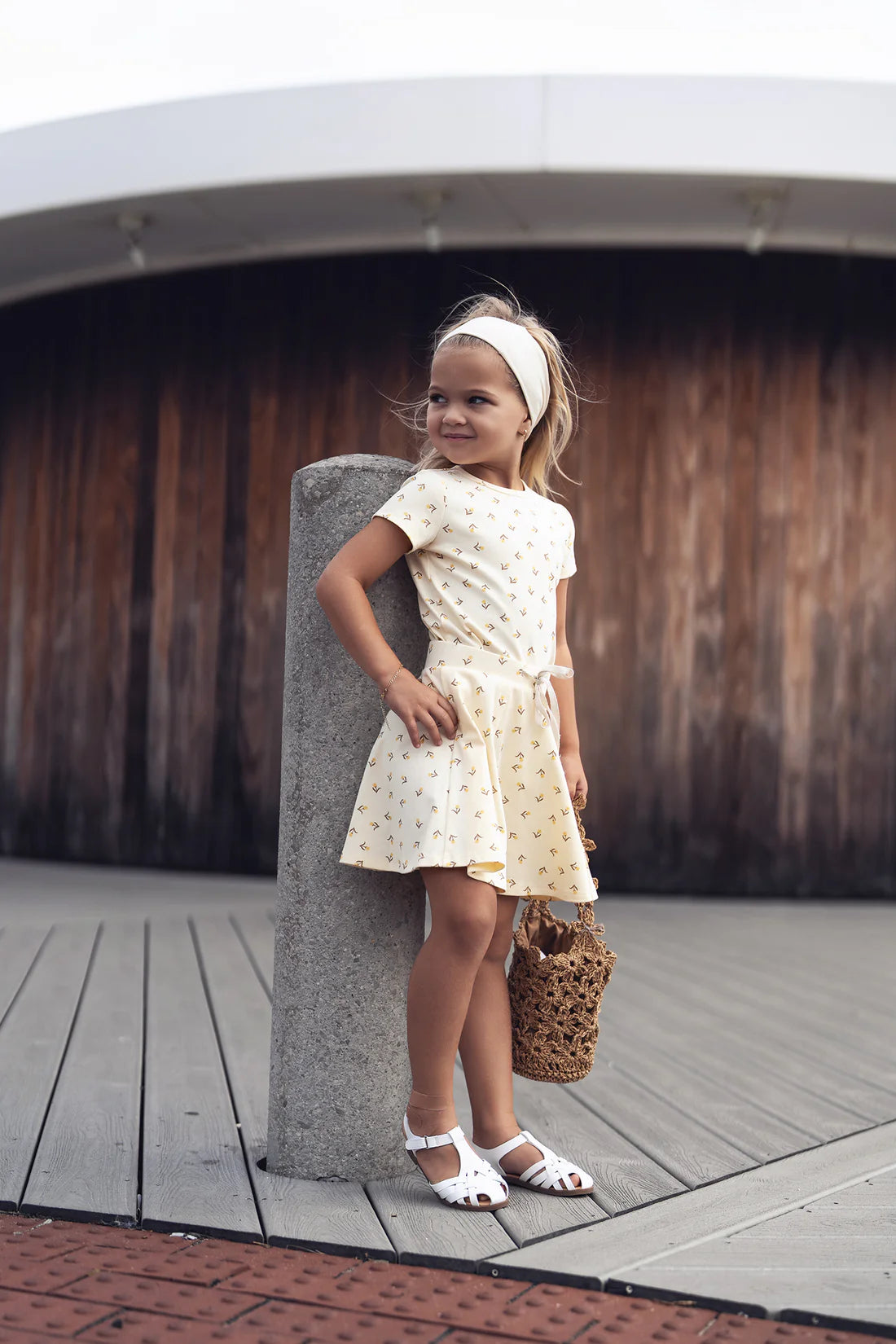 Butter Yellow Tulip T-Shirt - Short Sleeve