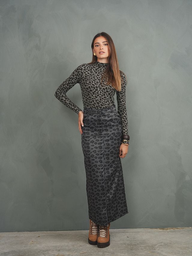 Front Slit Skirt