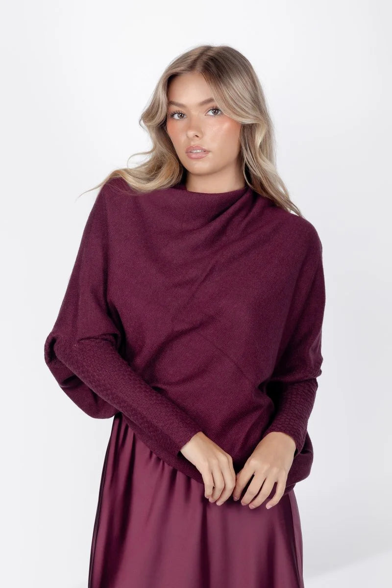 alora-top-burgundy-top-yakira-bella-7585134.webp