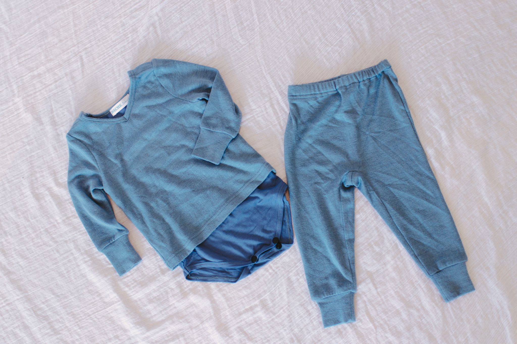 V- Neck Set