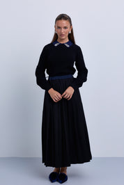 Classic Pleat Skirt with Contrast Waistband