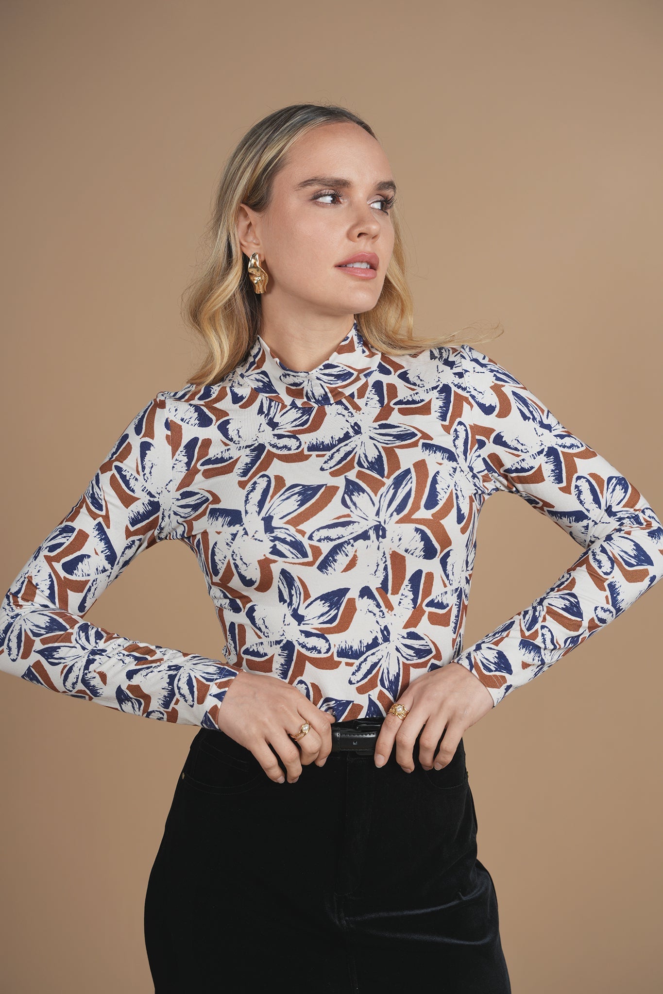 Bliss Mock Neck Tee Cream Floral