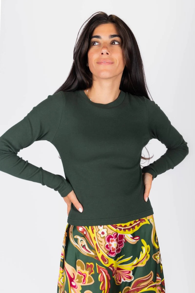 dina-top-green-top-yakira-bella-3099487.webp