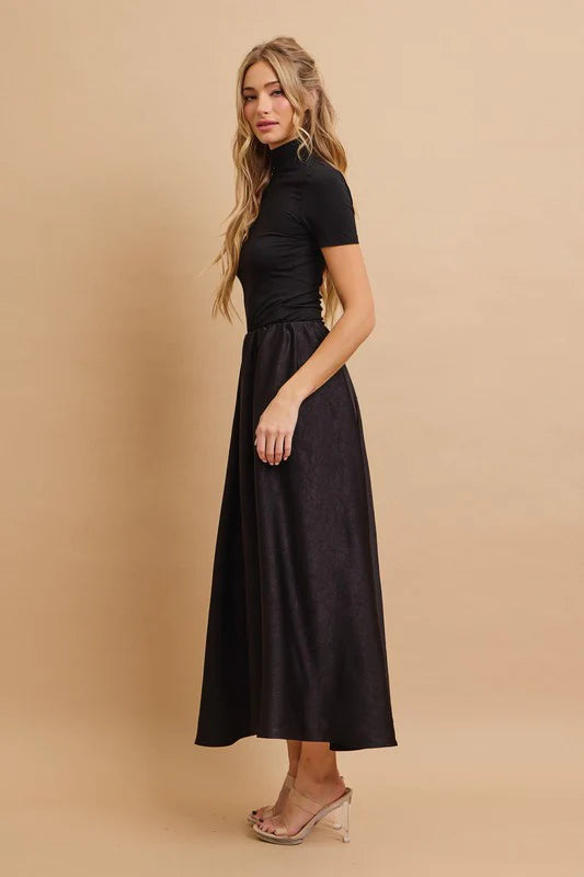 Elara Crinkle Skirt