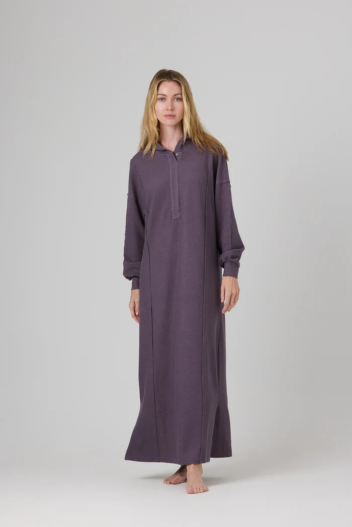 holly_dress_low_res_3.webp