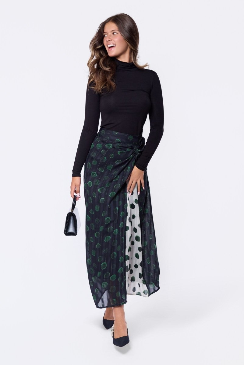 khai-skirt-green-ivory-skirt-yakira-bella-3344327_defbeb5c-8446-4917-9446-18cf24e6b0c0.jpg