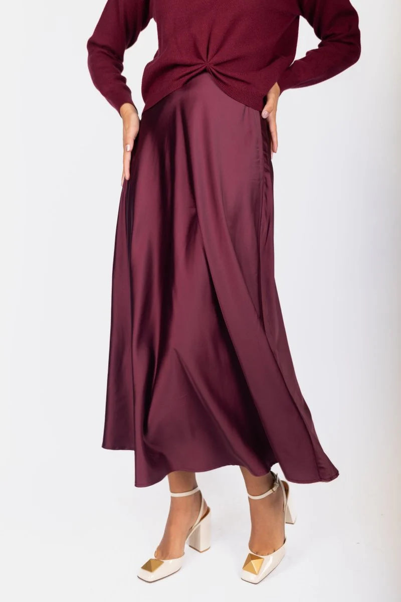 lisa-skirt-burgundy-solid-skirt-yakira-bella-5392658.webp