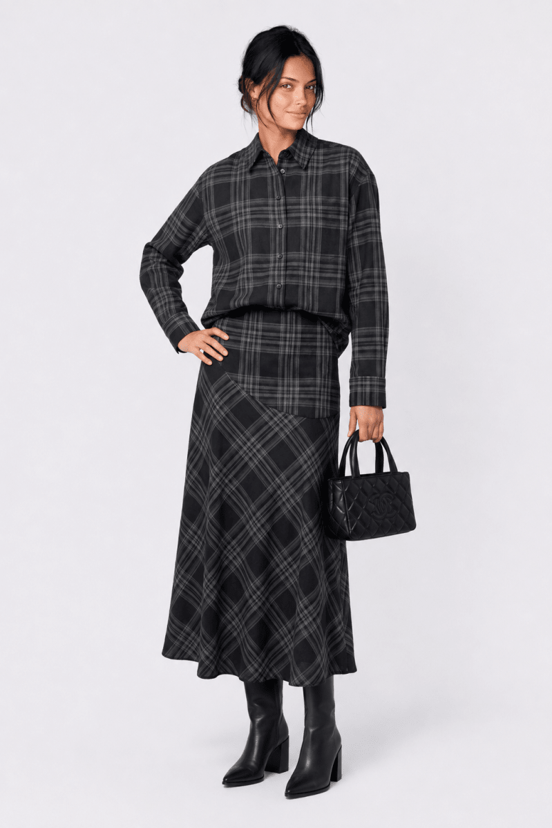 marianne-top-black-plaid-top-yakira-bella-2509242.png