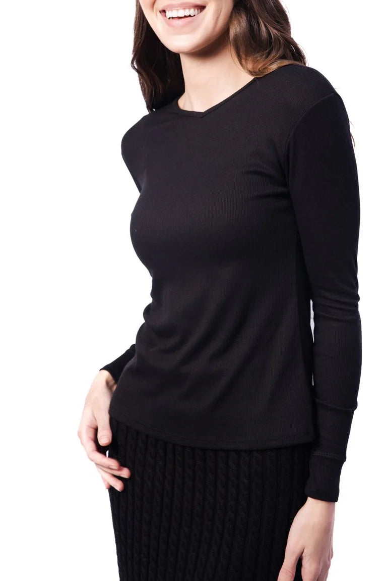 romi-top-long-sleeve-black-top-yakira-bella-649595.webp