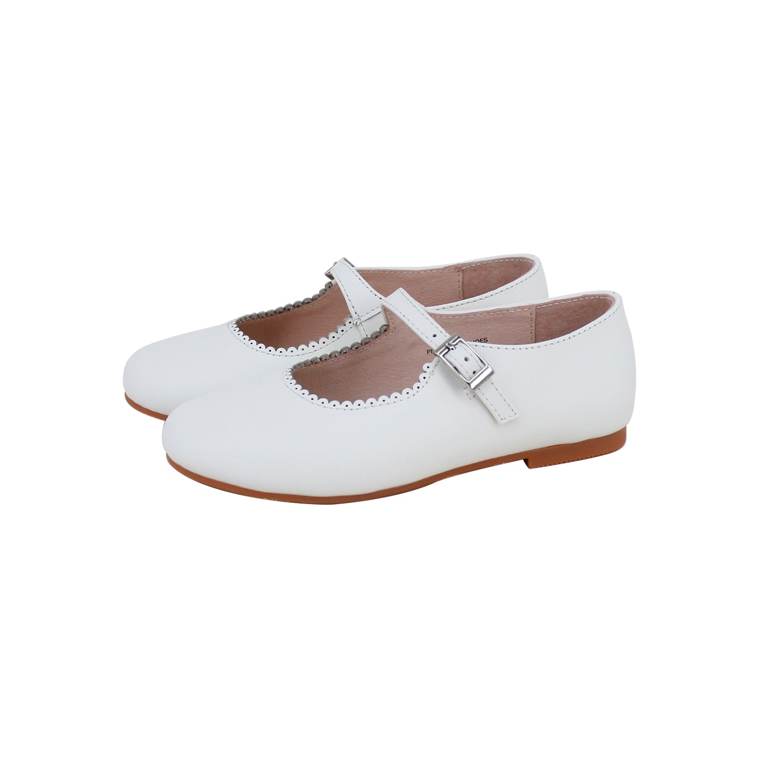 scallop-buckle-shoe-new-bone-white-leather-pic-1_d1583e37-2280-44b2-bcb0-14d04710ee1f.jpg